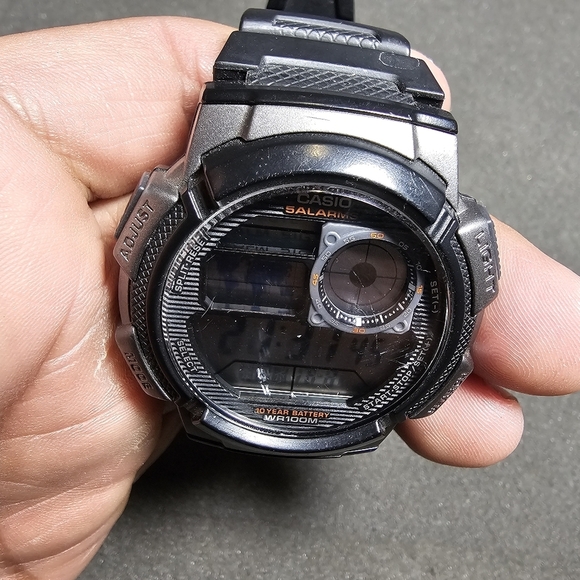 CASIO AE-1000W 3198 Men’s Quartz World Time Digital WR 100M Watch Working shows - Picture 3 of 9